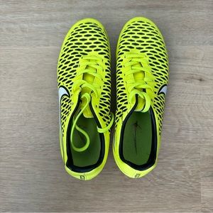 Nike Women’s Magista Opus FG